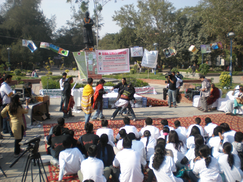 Play by the students of SES, DU