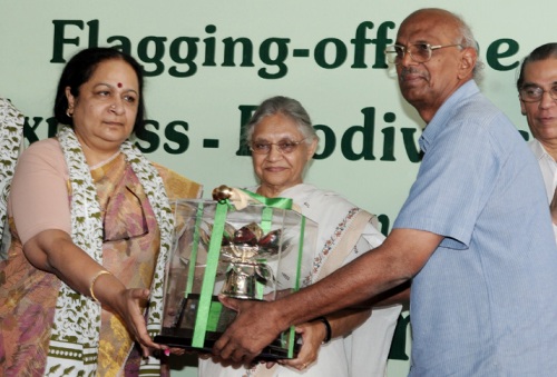 Emeritus Prof. C.R. Babu of University of Delhi Conferred Indira Gandhi Paryavaran Puraskar